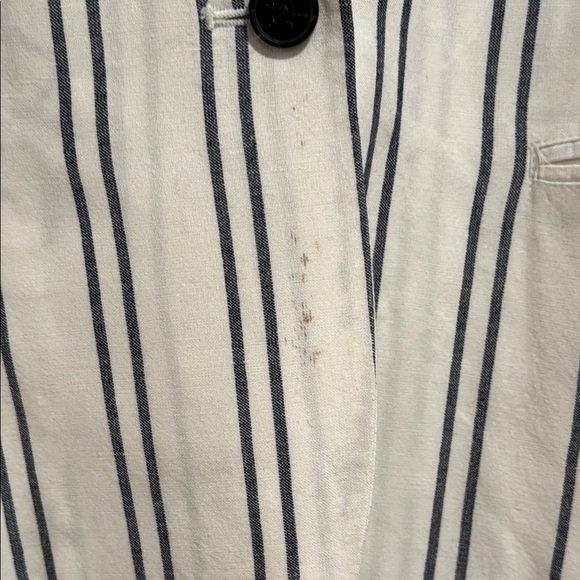 Old Navy White and Blue Jacket - Picture 4 of 4